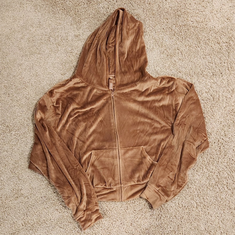 SKIMS VELVET SET
